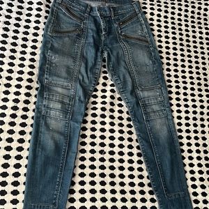 Citizens of humanity jeans - low rise cargo style with zippers/multiple pockets